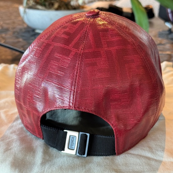BRAND NEW WITH TAGS FENDI RED GLAZED FF ZUCCA MONOGRAM HAT BASEBALL BALL CAP - Picture 3 of 10